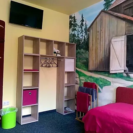 Mini-hôtel Direkt In *